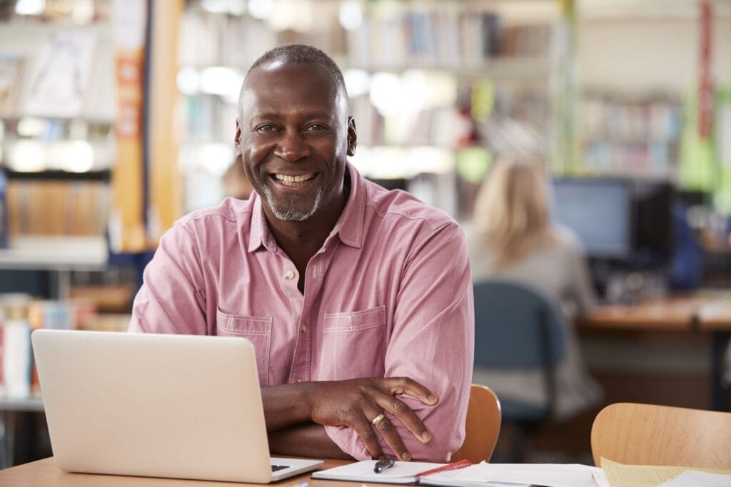 Parent who is deferring student loans while in school