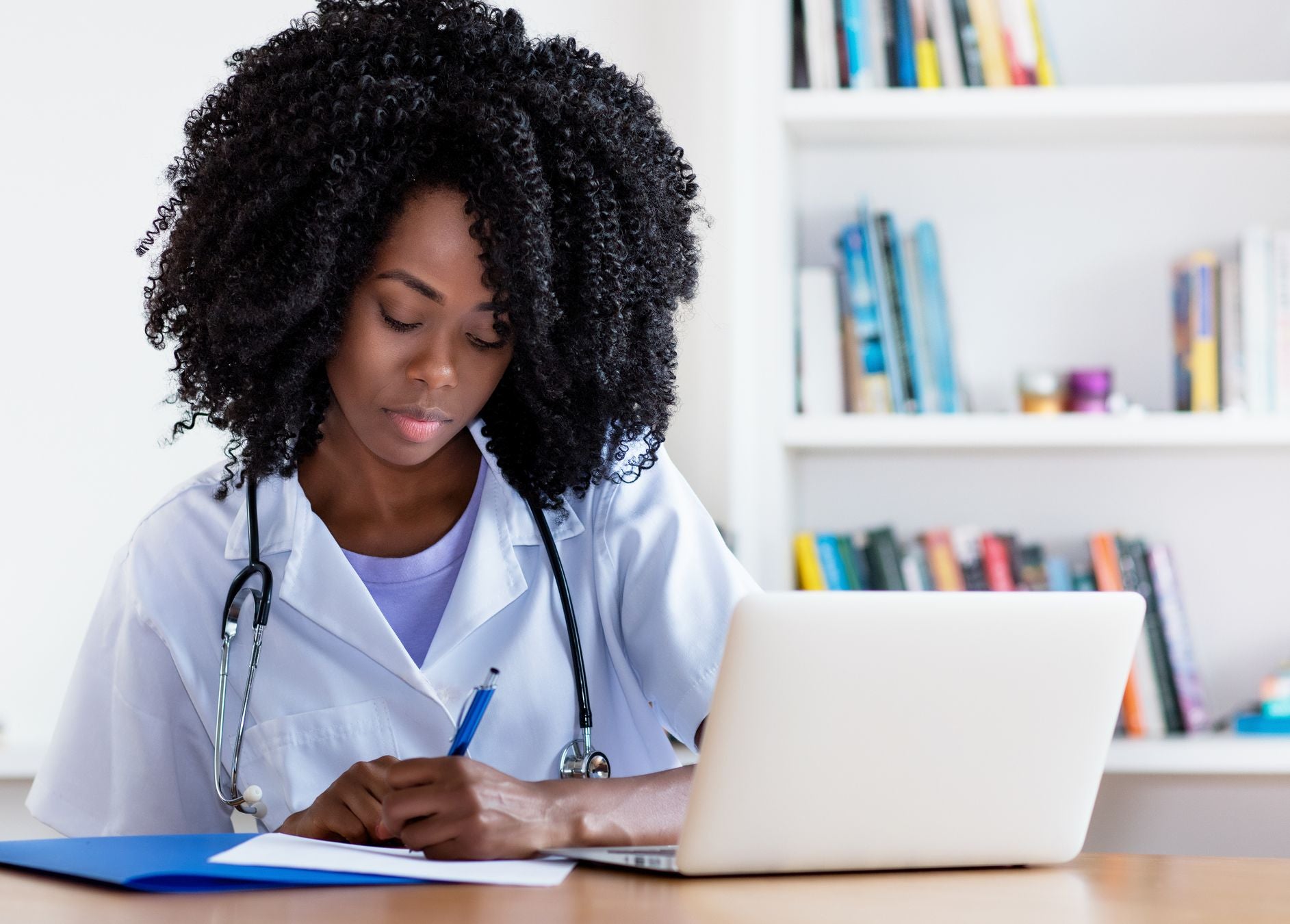 how-to-budget-with-a-medical-fellowship-salary-elfi